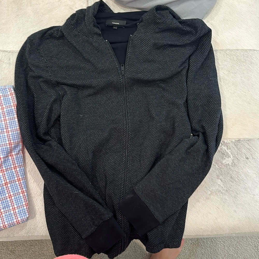 Never worn men’s Vince sweater